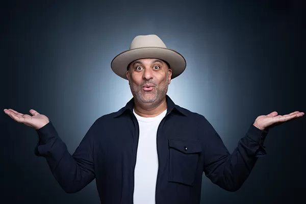 RUSSELL PETERS: Relax World Tour